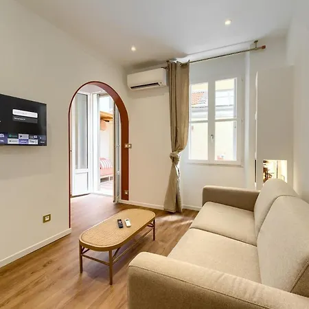 Appartement Prestigieux A 5 Minutes A Pied De La Gare Et Du Palais De Festival